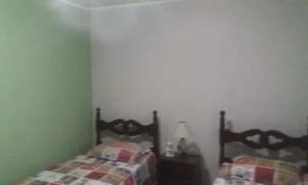 Imagem 3: Casa para Venda em Uberlândia, Cidade Jardim, 3 dormitórios, 1 suíte, 2 banheiros, 8 vagas