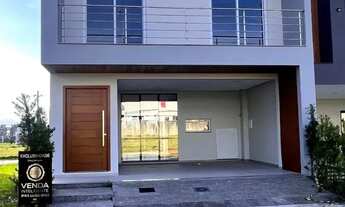 Imagem 3: Casa Espaçosa no Deltaville com 3 Quartos, 1 Suíte e 2 Vagas de Garagem