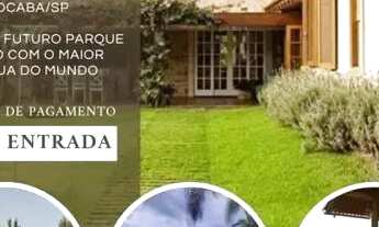 Imagem: Belíssima Casa de 450m² à Venda em Condomínio