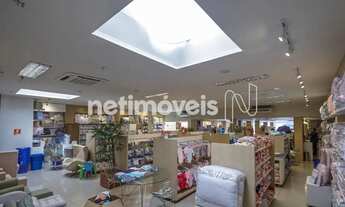 Imagem 7: Excelente imóvel comercial locado, ideal para investidores! Localização Estratégica na Pit