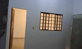 Imagem 2: Casa a venda em ótima localização