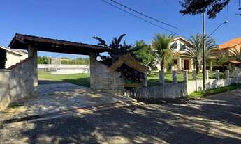 Imagem 2: Chácara de alto padrão com 2.300 m² de terreno em Porangaba SP, condomínio fechado