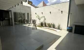 Imagem 5: Casa à Venda em Jardim Iguaçu, Maringá - PR