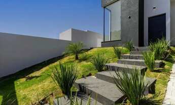 Imagem 5: Imóvel para aluguel e venda possui 384 metros quadrados com 3 quartos