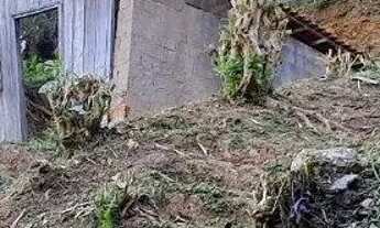 Imagem 2: TERRENO NA MOSELA