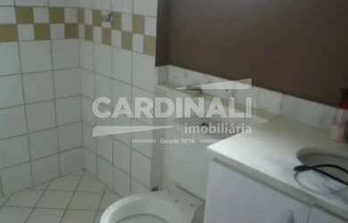 Imagem 6: Casa de três dormitórios sendo um suíte em condomínio fechado