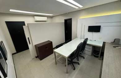 Imagem 3: Alugo totalmente mobiliada sala comercial de 26 m² - Ed. Antônio Velho