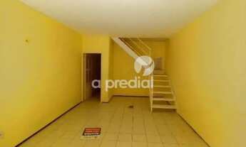 Imagem 3: Casa 2 quartos, a poucas quadras da Praça da Imprensa Chanceler Edson Queiroz