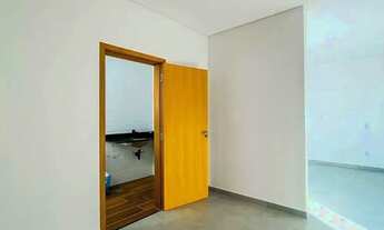 Imagem 7: Imóvel para aluguel e venda possui 329 metros quadrados com 3 quartos