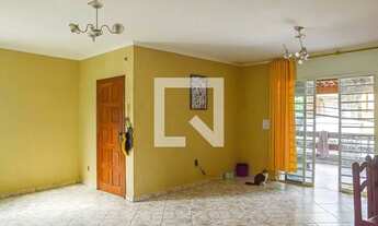 Imagem 2: Casa à Venda - Botujuru, 4 Quartos, 323 m2