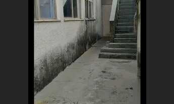 Imagem 6: Casa construção antiga no bairro floresta