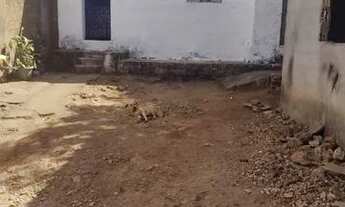 Imagem 2: Lote com duas casas