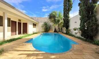 Imagem 2: CASA NA RUA DA ILHA EM ITAPUÃ COM PISCINA E GARAGEM