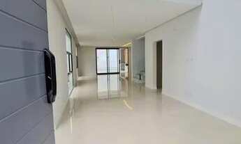 Imagem 2: Condomínio para venda possui 386 metros quadrados com 5 quartos em Ponta Negra - Manaus