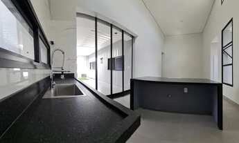 Imagem 6: CASA RESIDENCIAL em UBERLÂNDIA - MG, ACLIMAÇÃO