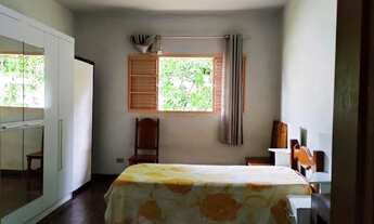 Imagem 3: Quarto suíte Quarto com aluguel por R$700 /mês