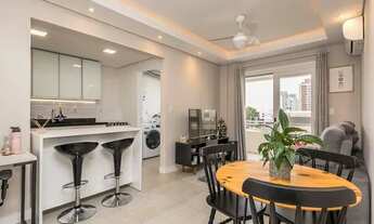 Imagem 1: Apartamento com 1 Dormitorio(s) localizado(a) no bairro Passo da Areia em Porto Alegre