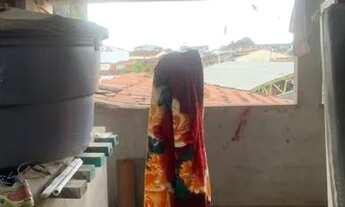 Imagem 3: Casa de 2 andares em rua publica