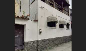 Imagem: Casa para aluguel possui 250 metros quadrados