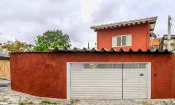 Imagem: Sobrado para venda tem 200 metros quadrados