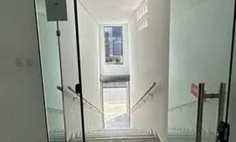 Imagem 4: Loja / sala em galeria comercial de esquina