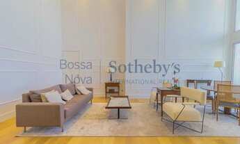 Imagem 4: Apartamento com pé-direito duplo em condomínio com lazer completo