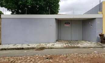 Imagem: VENDO CASA COM QUINTA 95MIL