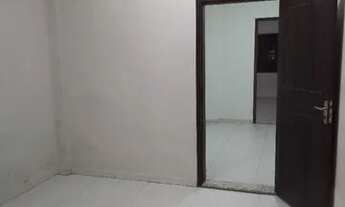 Imagem 3: Casa no jardim iririu