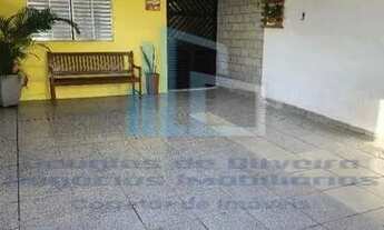 Imagem: Casa com 2 Dormitórios Próximo ao Mar