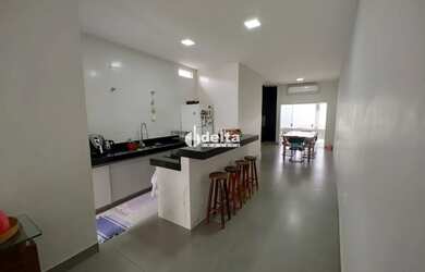 Imagem 5: Casa residencial com 3 quartos sendo 1 suíte, disponível para locação no bairro Tibery em