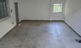 Imagem 6: Imóvel para aluguel possui 150 metros quadrados com 4 quartos em Bairu - Juiz de Fora - MG