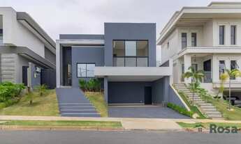 Imagem: Casa à Venda Recém Construida com 4 SUÍTE(s)