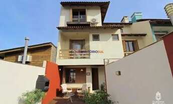 Imagem 2: Casa para Venda - 178.85m², 4 dormitórios, sendo 2 suites, 2 vagas - Altos do Ipê