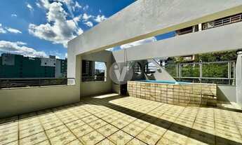 Imagem 2: Cobertura à venda, com 4 dormitórios, localizada a uma quadra da Av. Medianeira