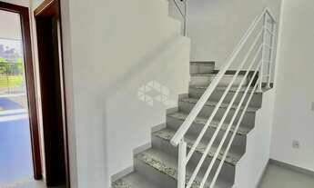 Imagem 2: CASA SOBRADO NOVO COM 3 SUÍTES SACADA E DUAS VAGAS NO CAMPECHE EM FLORIANÓPOLIS