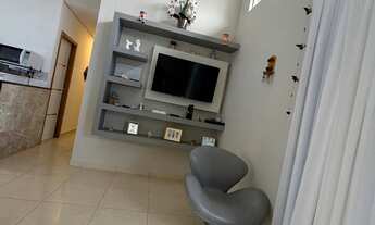 Imagem: Casa com piscina de led