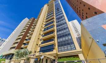 Imagem 2: Apartamento no Porto Imperial, 04 Suítes, 04 Vagas, Andar Alto, Água Verde, Curitiba