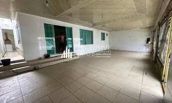 Imagem 6: GR Vende Casa no Conj. Tapajos - 4/3 suites - 3 vagas - 200m2 - aceita financiamento