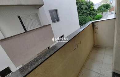 Imagem 2: Apartamento com 2 quartos sendo 1 suíte, disponível para locação no bairro Santa Mônica em