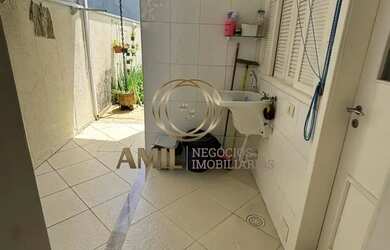 Imagem 5: Aluga Sobrado Condomínio, 4 suítes, 6 banheiros, 2 vagas, piscina, Urbanova, São José dos