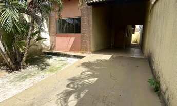 Imagem 2: Aluga-se casa com 3 quartos sendo 1 suítes, Sala , cozinha,Área de serviço coberta, Setor