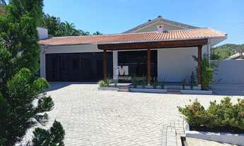 Imagem 4: Casa à Venda no Centro de Guabiruba (SC) 3 Quartos, Suíte, 180m²