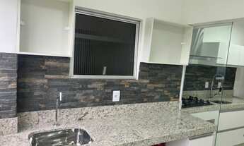 Imagem 7: Apartamento recentemente reformado e com a cozinha planejada - Cond. Parque Real