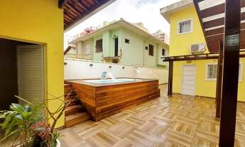 Imagem 6: Sobrado para aluguel e venda possui 215 metros quadrados com 4 quartos em Aparecida - Sant