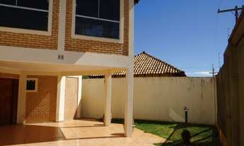 Imagem 2: Sobrado em Excelente Localização - 3 Suites