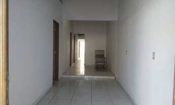 Imagem 3: Alugo casa simples de três quartos no centro de Paracuru