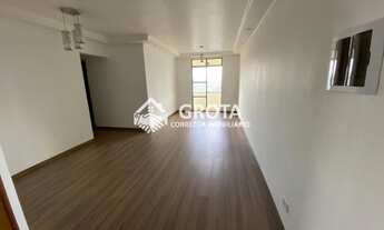 Imagem: Lindo Apartamento em Condomínio Padrão