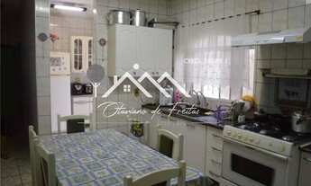 Imagem 2: Sobrado com 4 dormitórios, sendo 1 suíte à venda, 283 m² por R$ 752.000 - Vila Vianelo - J