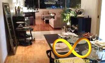 Imagem 3: Apartamento para venda possui 215 metros quadrados com 3 quartos em Copacabana - Rio de Ja