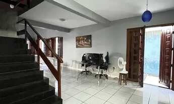 Imagem 4: ALUGO CASA NO ARAÇAGY DE 4 QUARTOS SUÍTES/ COZINHA AMERICANA COM PROJETADOS